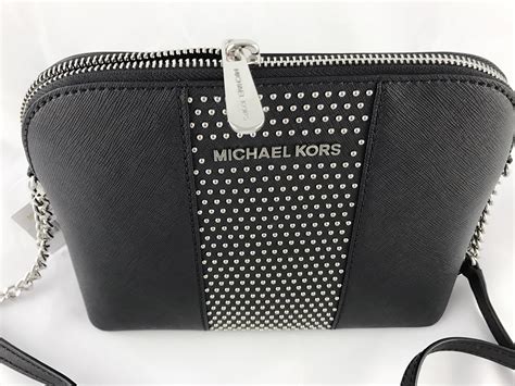 silver chain black michael kors hanbsgs|Michael Kors silver crossbody.